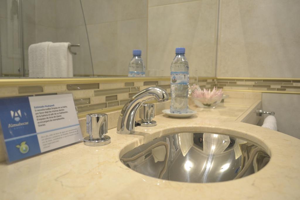 Almunecar Hotel Tartagal Chambre photo